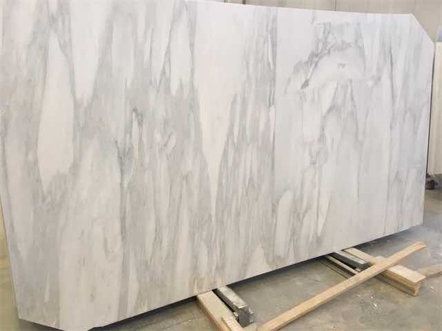 Calacatta Statuario White Marble